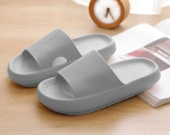 Couple Plush House Slippers – Soft Indoor/Outdoor Comfort Slippers for Women & Men