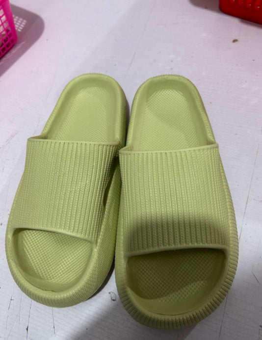 Couple Plush House Slippers – Soft Indoor/Outdoor Comfort Slippers for Women & Men