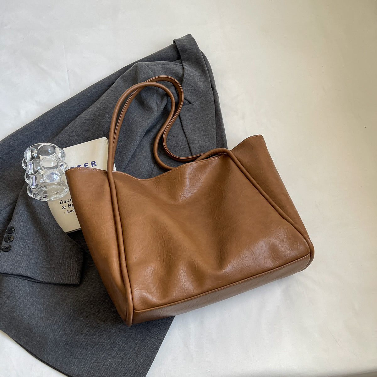 Women's Leather Tote Bag – Spacious, Stylish & Versatile for Work & Travel