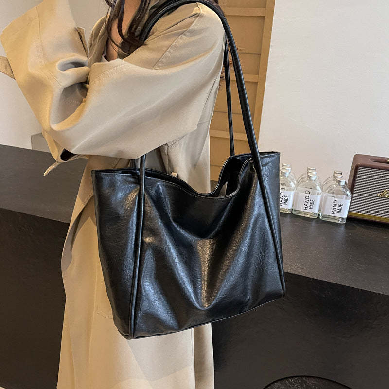 Women's Leather Tote Bag – Spacious, Stylish & Versatile for Work & Travel