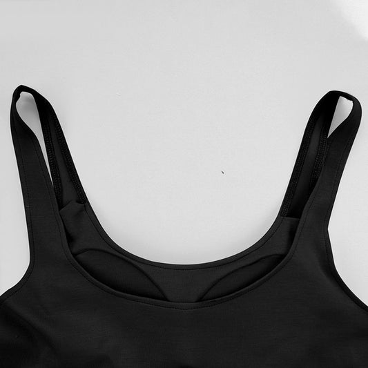 Women's U-Neck Tank Top with Built-In Bra – Fitted Sleeveless Undershirt