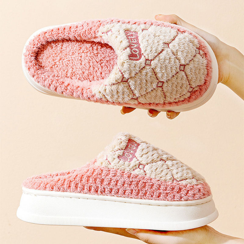 Couple Plush House Slippers – Thick-Soled Non-Slip Indoor Shoes with Rhombus Pattern (Men/Women)